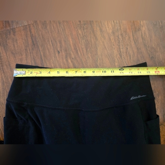 Eddie Bauer Large Black Cargo Ankle Leggings - Picture 4 of 7